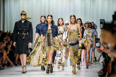 Look 30